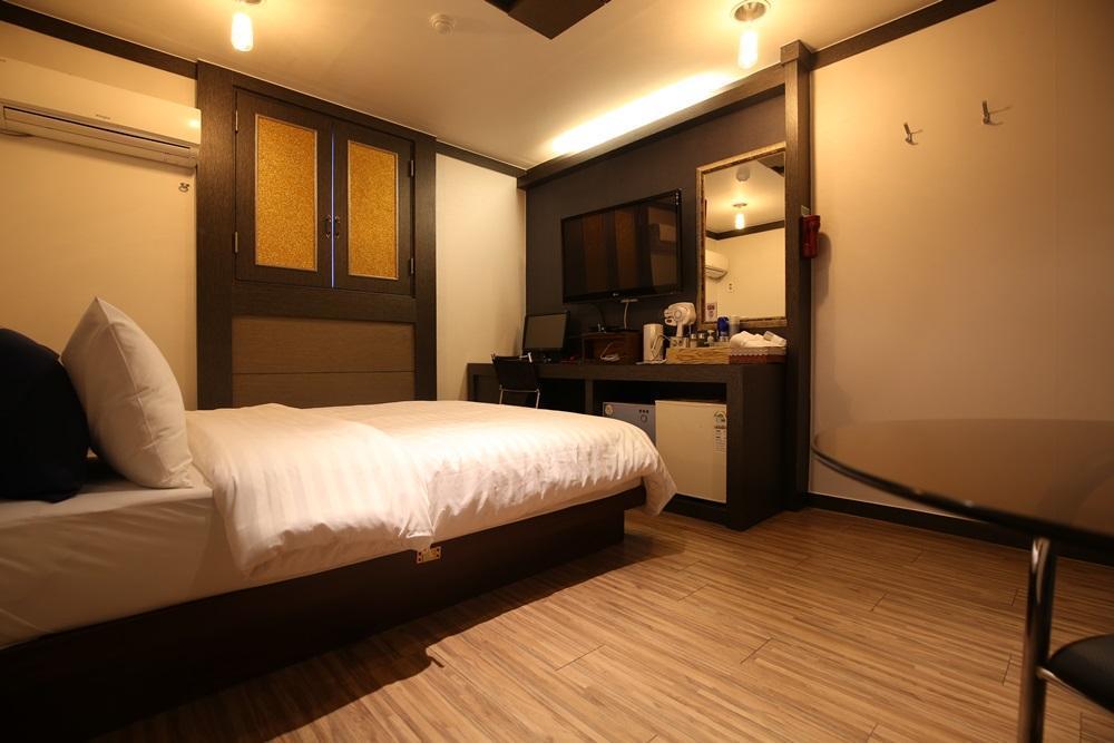 Hera Motel Теджон Екстер'єр фото